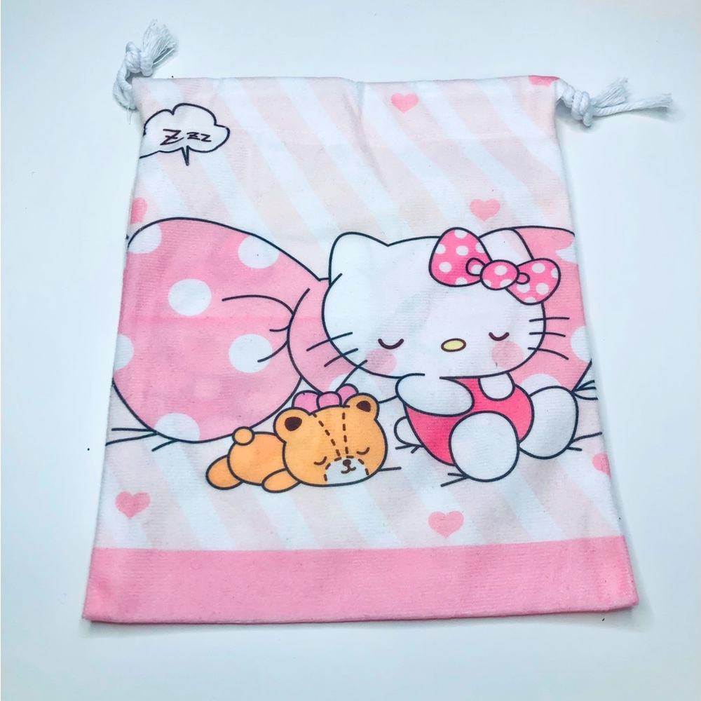 [SANRIO] BNWOT Hello Kitty Drawstring Bag (Large)